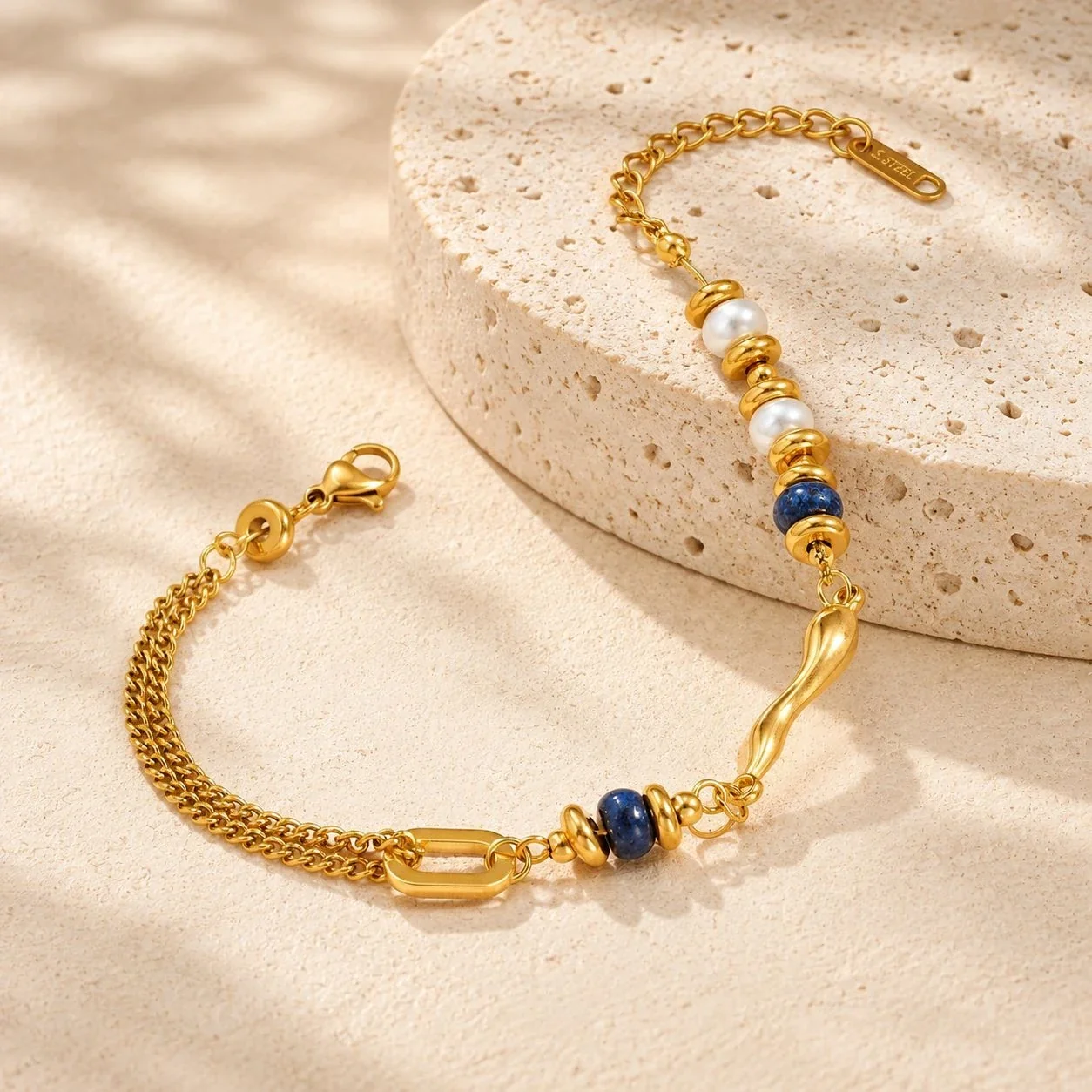 Chain Bracelet with Lapis Beads, Pearls & Gold-Plated Steel