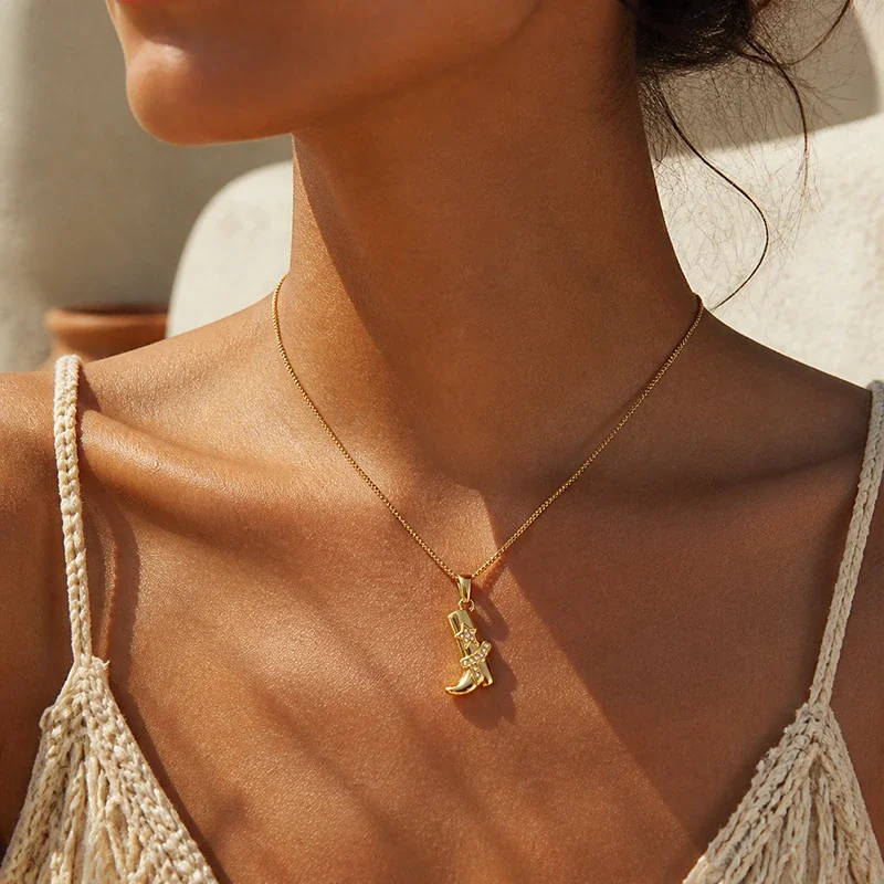 Chain: Cowboy Boot Star Crystal Box  Gold-Plated Necklace