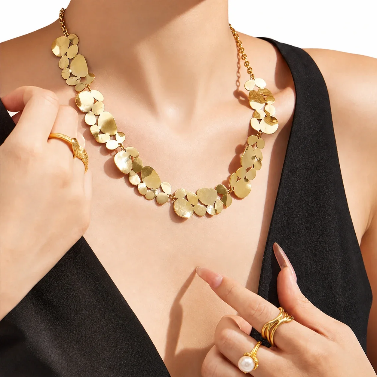 Sculptural 18K Gold-Plated Disc Cluster 316 Necklace