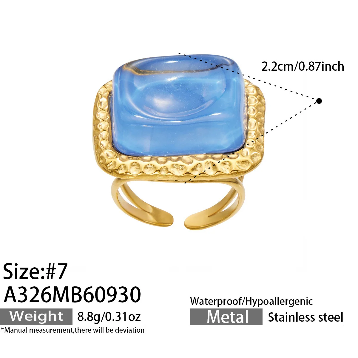 Foto del producto: Anillo de acero chapado en oro con cabujón cuadrado de resina y textura martillada