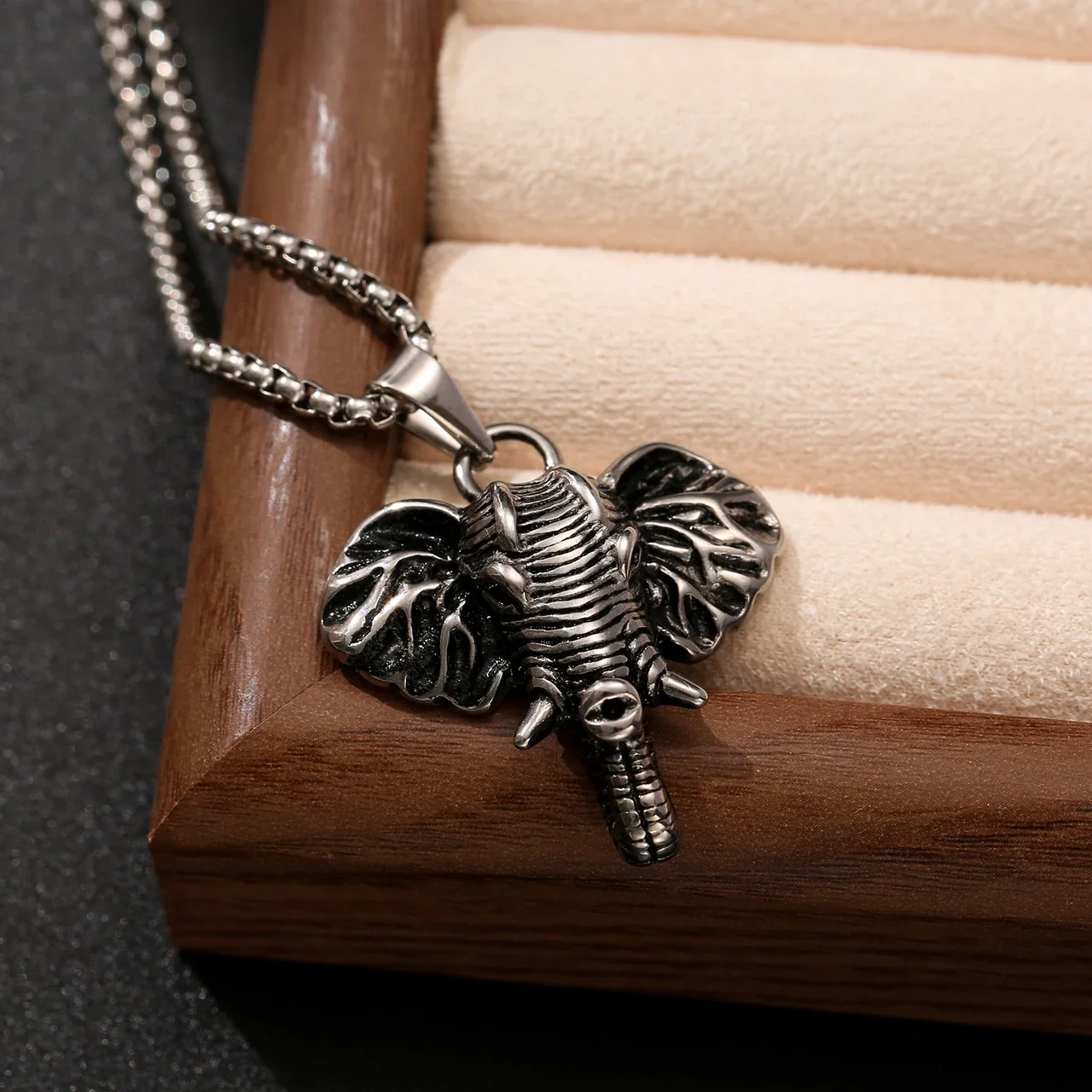 Foto del producto: Collar de cadena tipo caja con cabeza de elefante, acero inoxidable