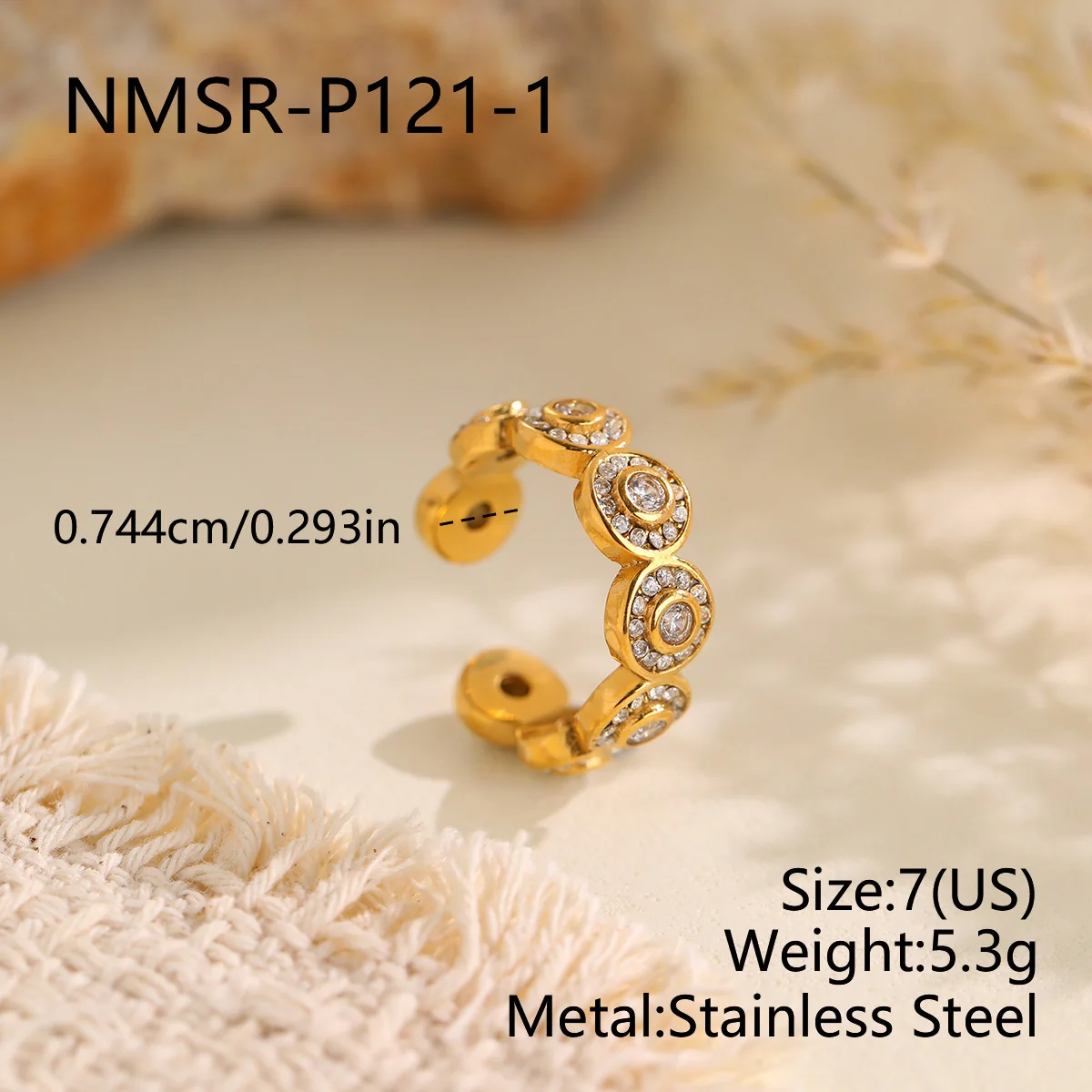 Ring met open hart-kristallen in kastzetting, verguld staal productfoto