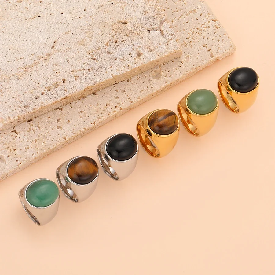 Signet Ring with Oval Cabochon Bezel and Tapered Band