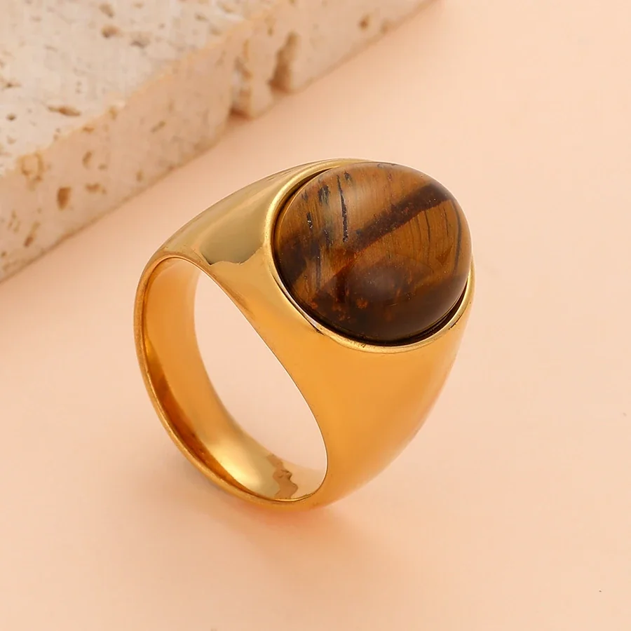 Signet Ring with Oval Cabochon Bezel and Tapered Band