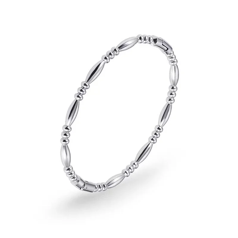 Foto del producto: Bamboo Segment Bangle in Gold-Plated Stainless Steel
