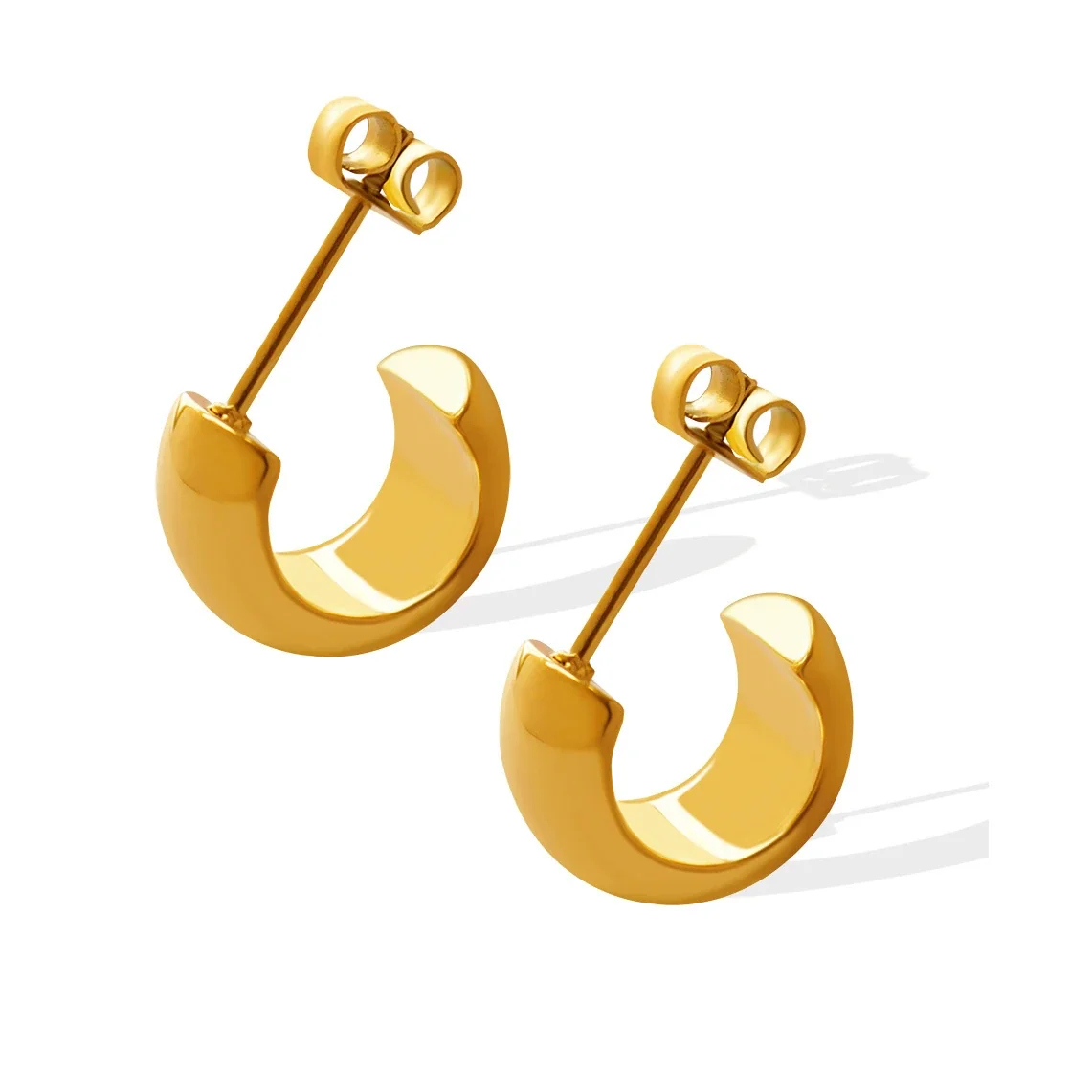 Produktfoto: Creolen-Ohrstecker mit markantem offenem C-Profil, 18K-vergoldet