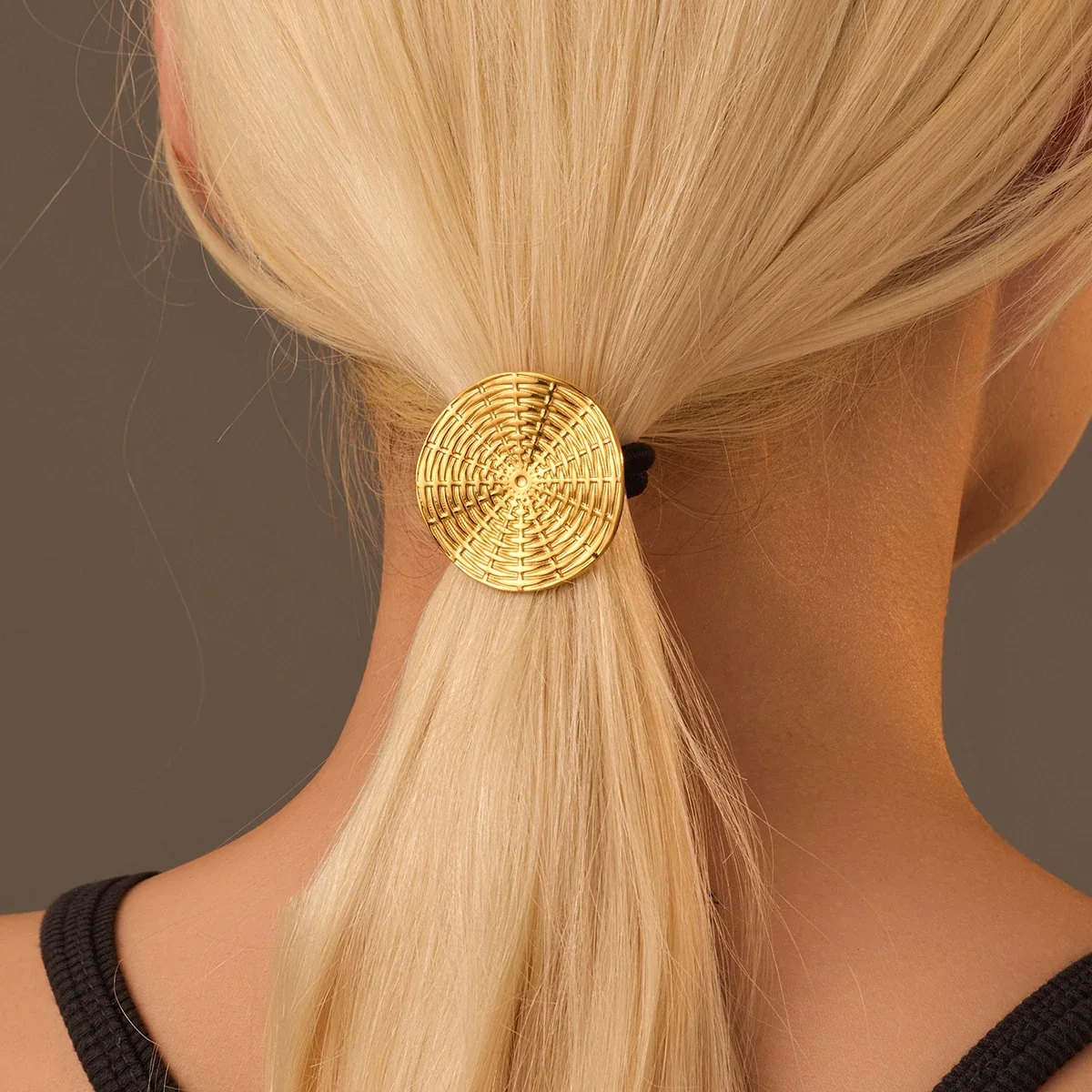 Hair Tie with Woven Round Medallion in Gold-Plated Steel