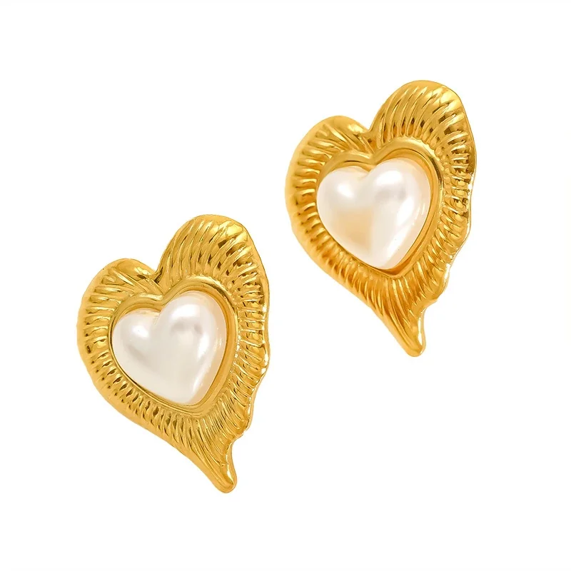 Sculptural Gold-Plated Ribbed Heart Pearl Stud Earrings