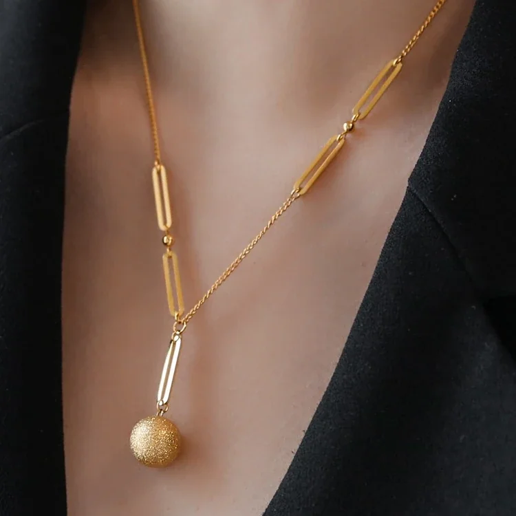 Hangerketting met structuurbol en staafschakels, goudverguld staal productfoto