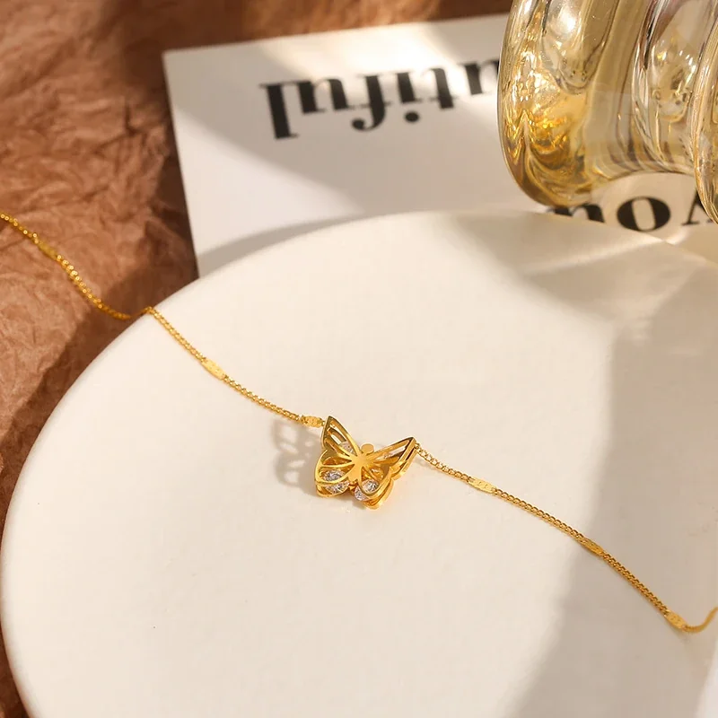 Foto prodotto: Butterfly Pendant Necklace with Crystal Wings, Stainless Steel