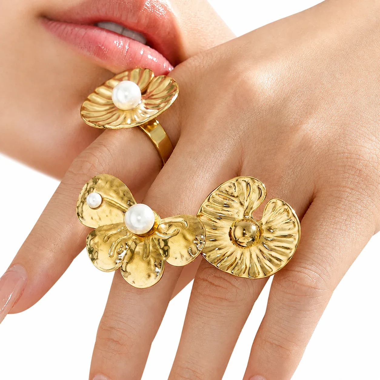 Sculptural 18K Gold-Plated 316L Petal Pearl-Effect Ring