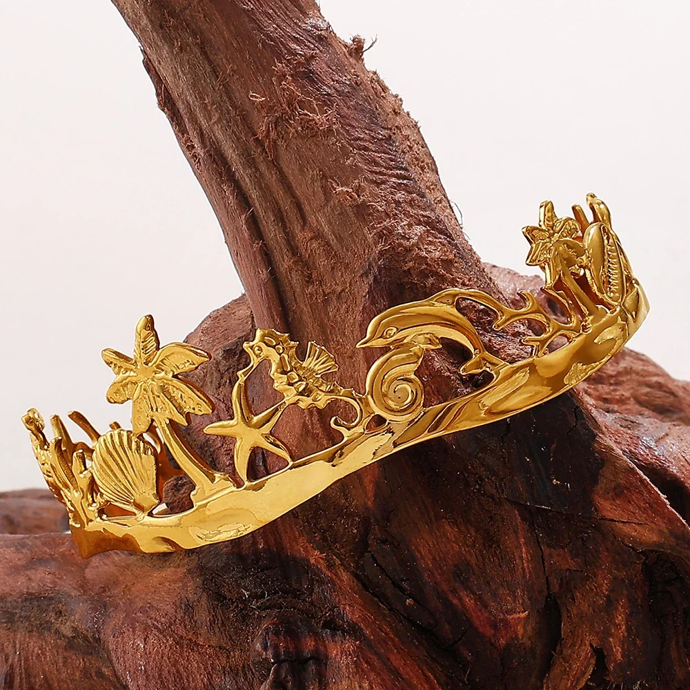 Cuff Bracelet with Starfish & Sea Motifs, 18K Gold-Plated