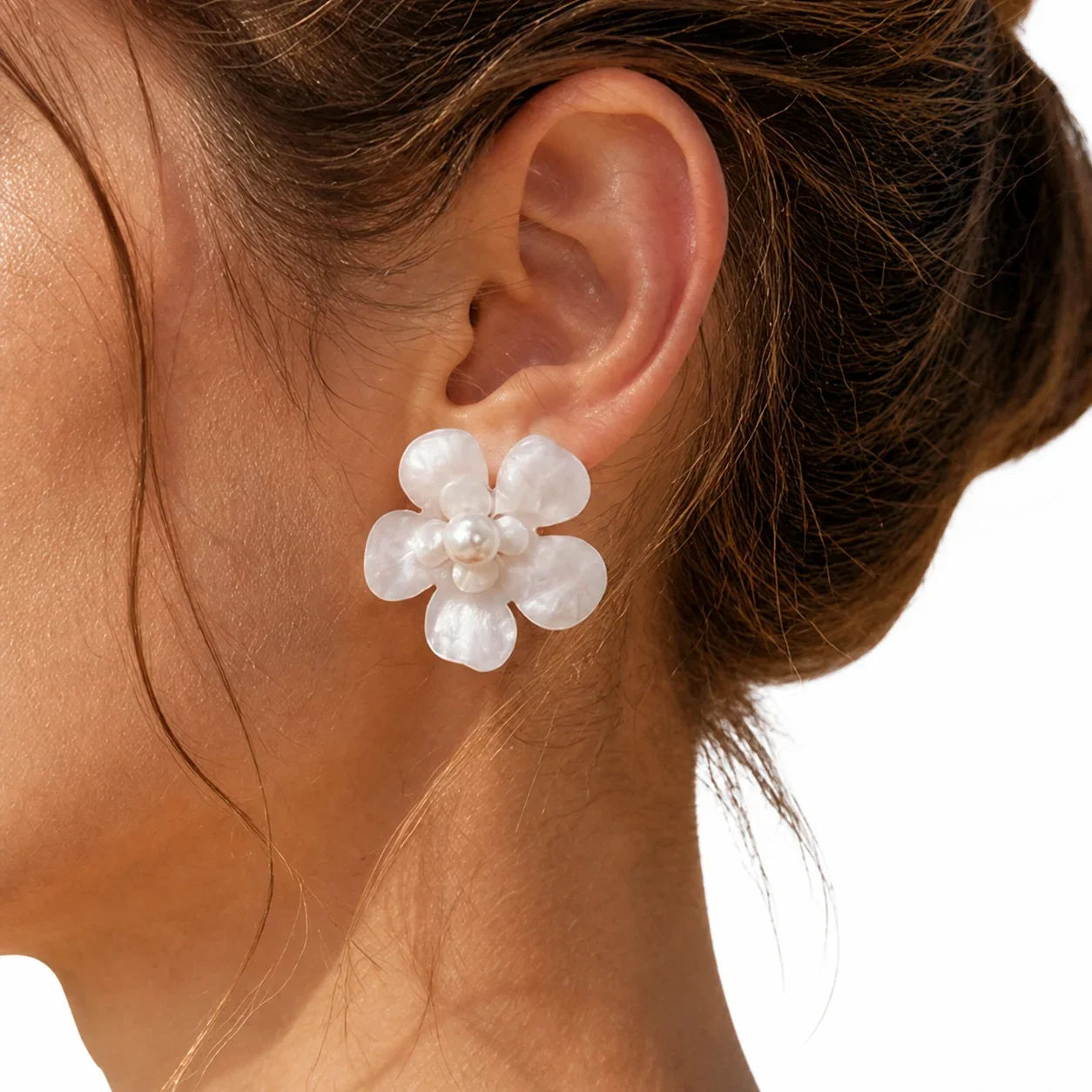Petal Resin Flower 316L Stainless Steel Pearl-Effect Stud Earrings