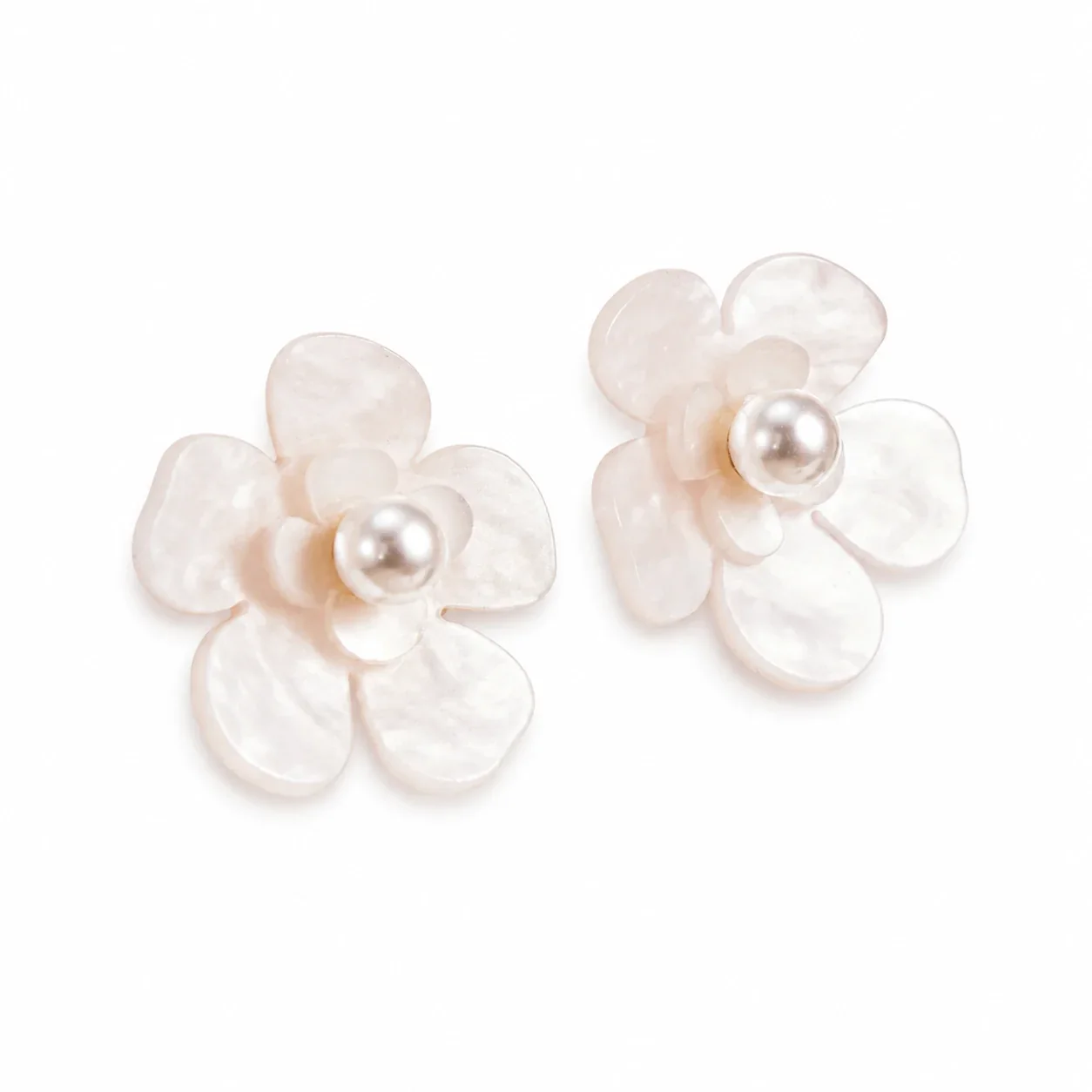 Petal Resin Flower 316L Stainless Steel Pearl-Effect Stud Earrings