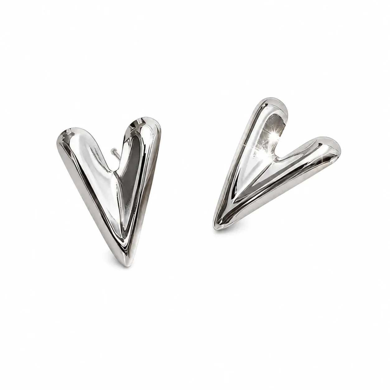 Foto del producto: Pendientes acero inoxidable 316 PVD con forma de corazón y ranura en V en relieve