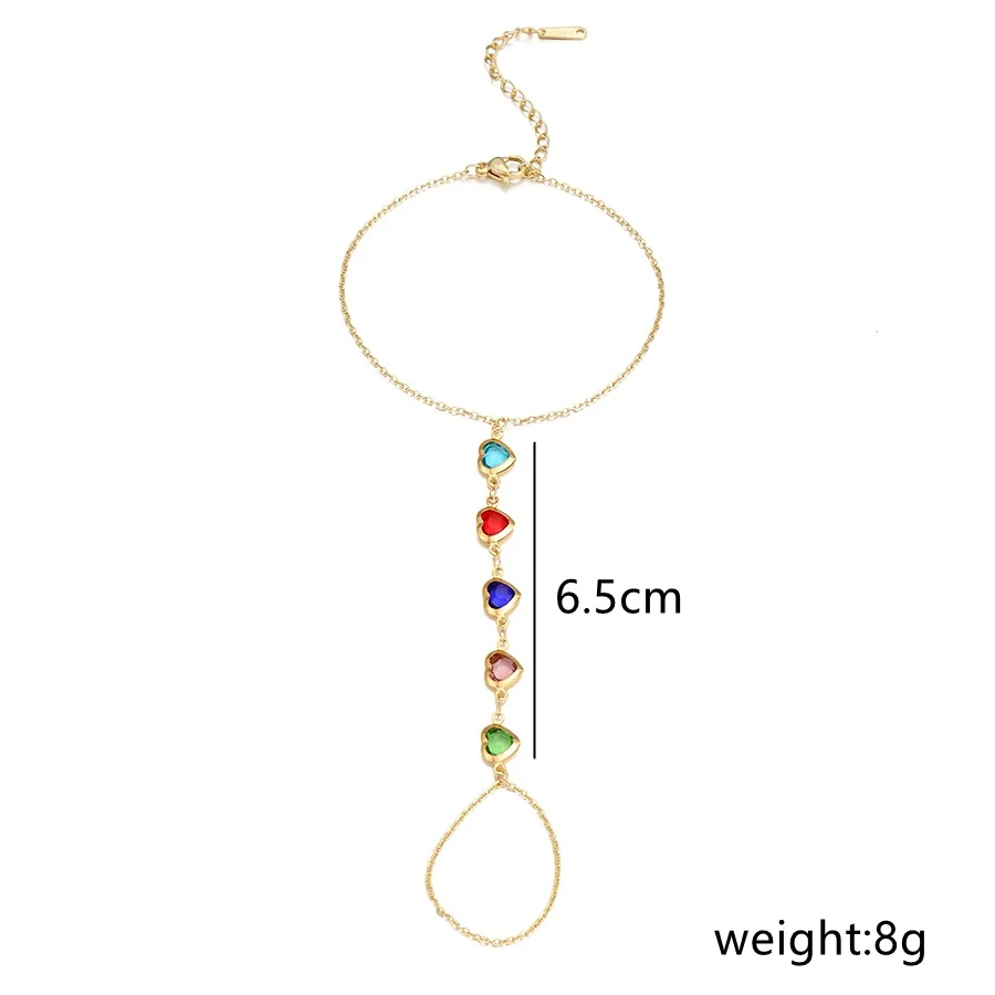 Foto del producto: Pulsera de cadena para mano con cinco circonitas en forma de corazón, chapada en oro