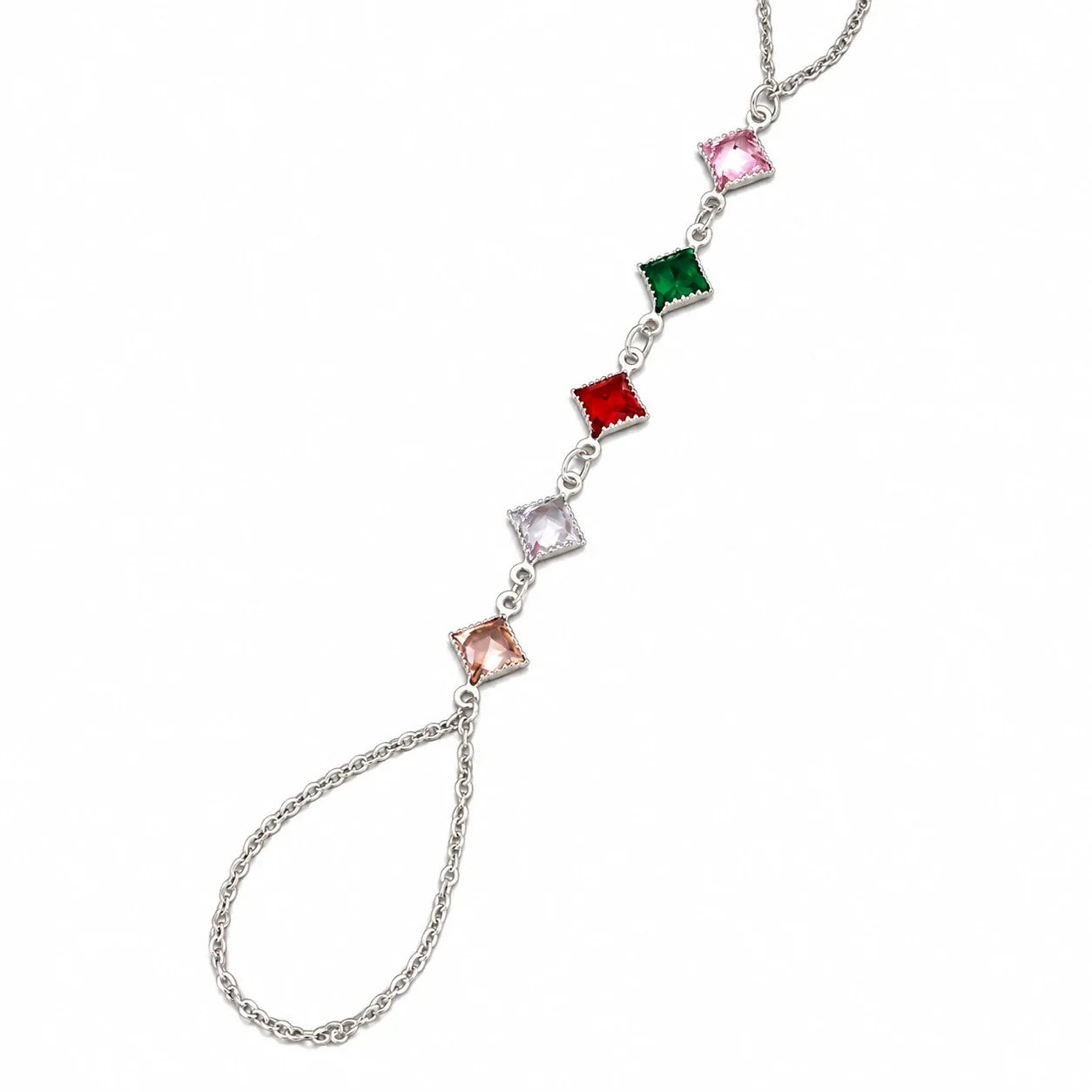 Foto del producto: Pulsera de cadena para mano con cinco circonitas en forma de corazón, chapada en oro