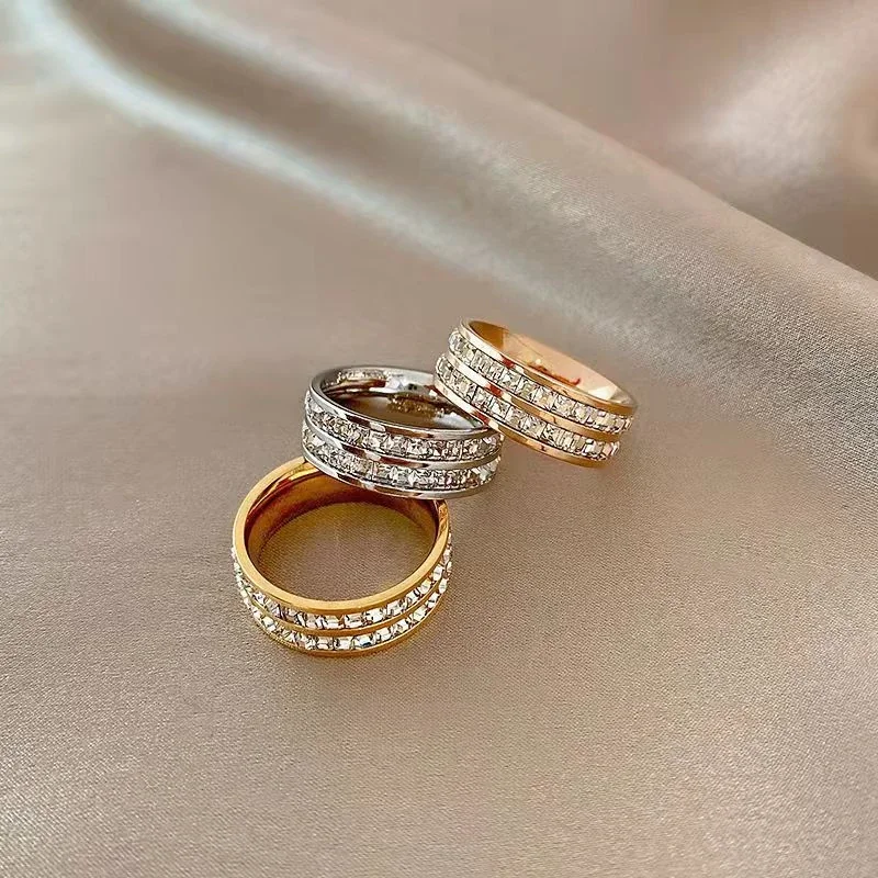 Ring Double Channel Square Crystals 18K Gold-Plated Stainless Steel