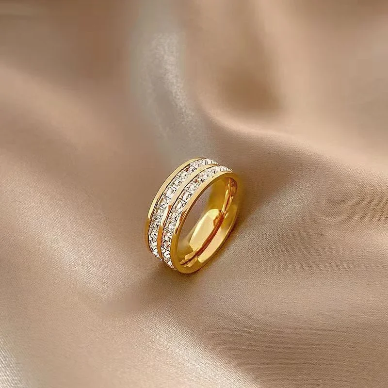 Ring Double Channel Square Crystals 18K Gold-Plated Stainless Steel