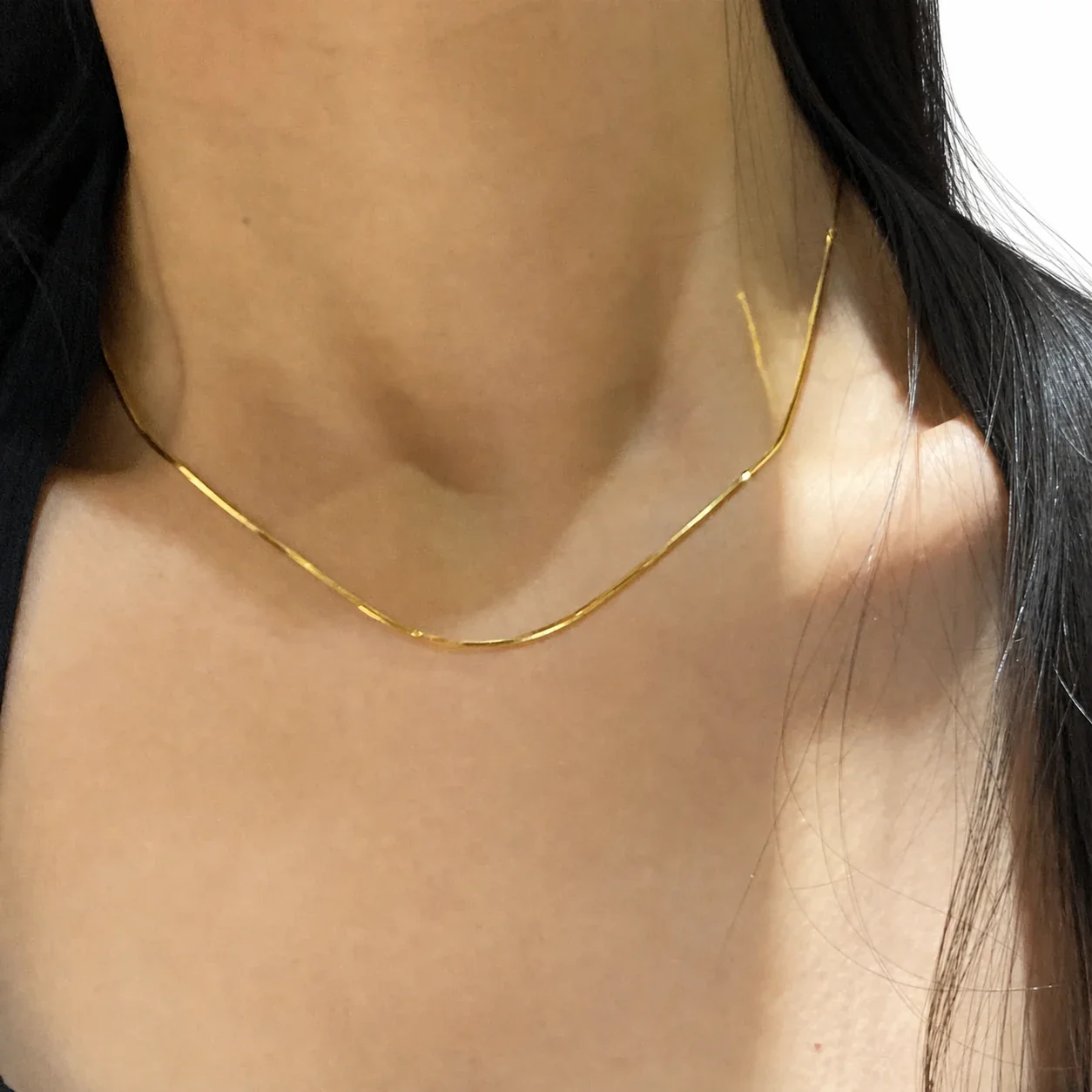 Refined Gold-Plated Snake Chain M-Clasp Necklace - Gold Snake
