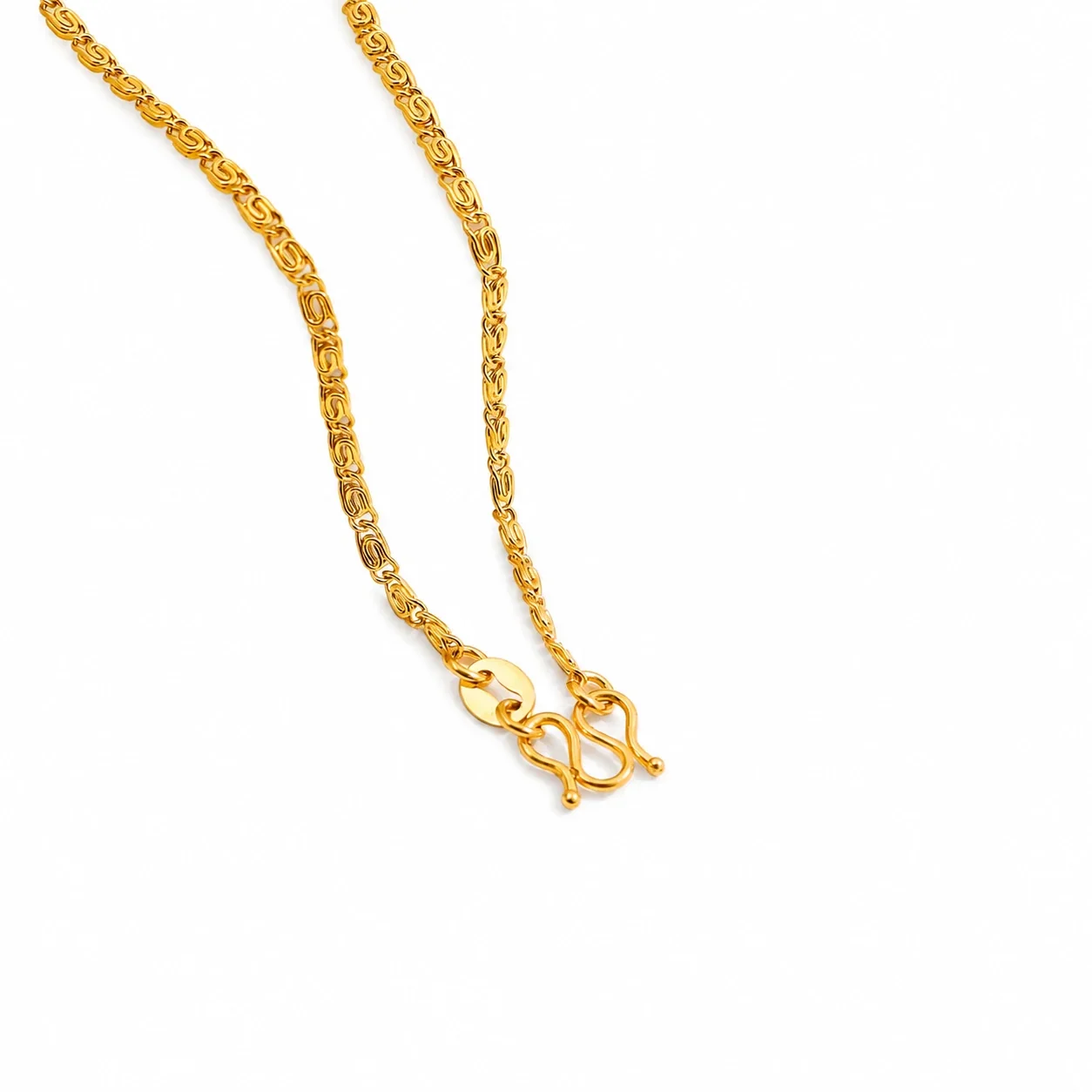 Refined Gold-Plated Snake Chain M-Clasp Necklace - Gold Geometric M-Clasp cm