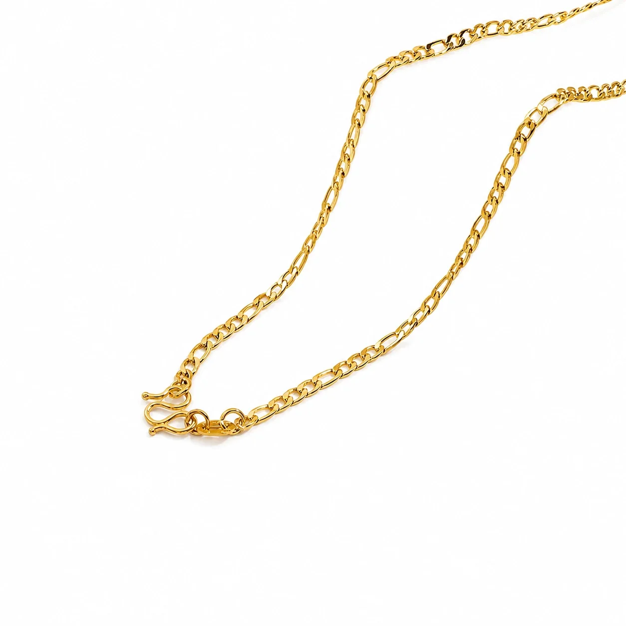 Refined Gold-Plated Snake Chain M-Clasp Necklace - Gold Figaro cm