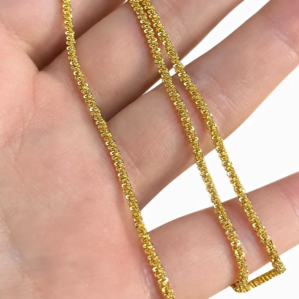 Refined Gold-Plated Snake Chain M-Clasp Necklace - Gold Ripple cm