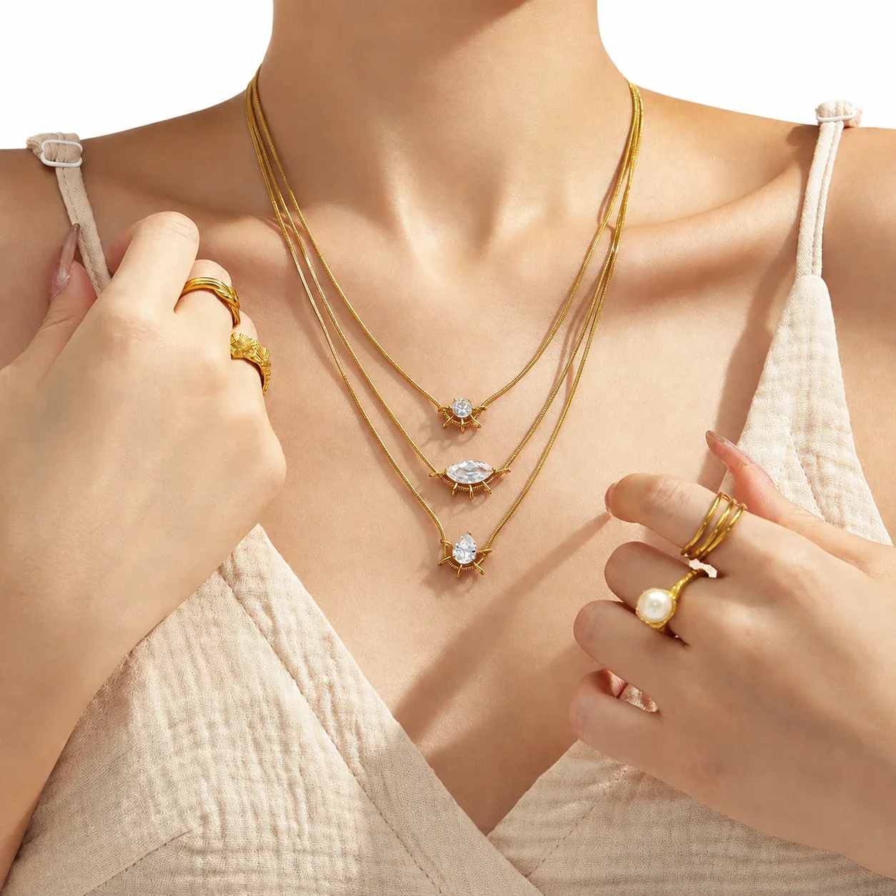 Radiant Gold-Plated 316L Crystal Sunburst Necklace
