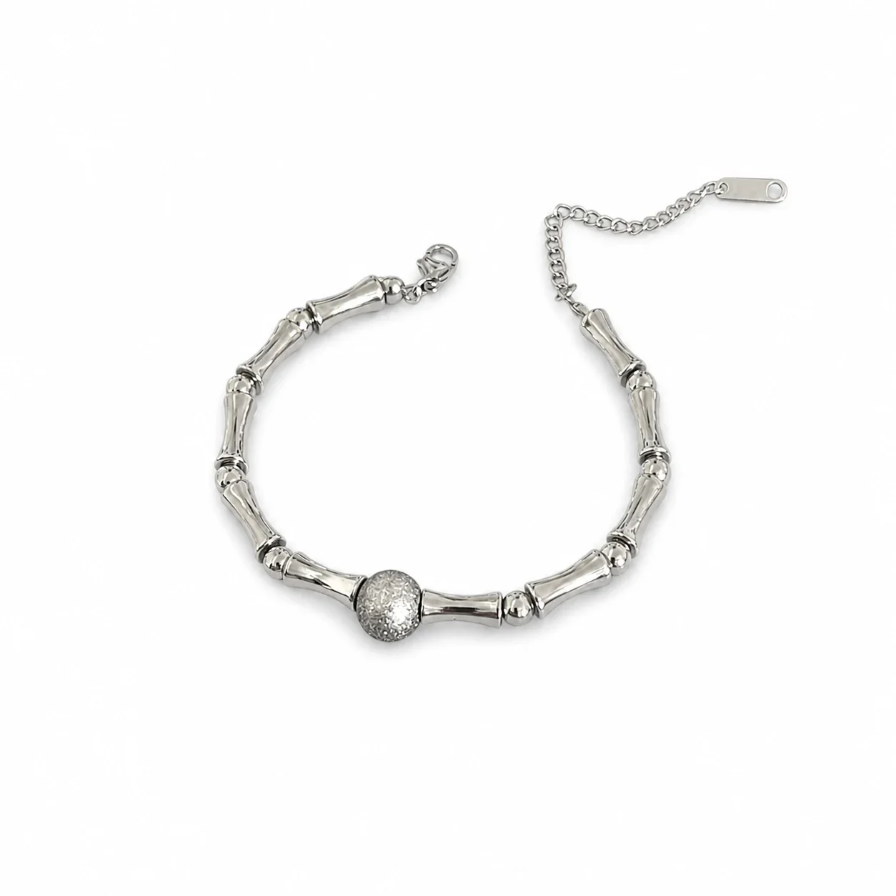 Pulseira de aço inoxidável com elos bambu esculturais e contas