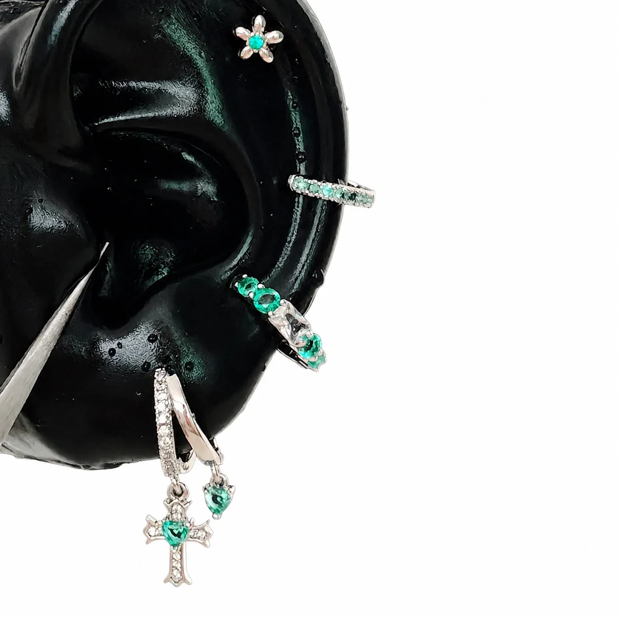 Gleaming 316 Stainless Steel CZ Cross Ear Cuff