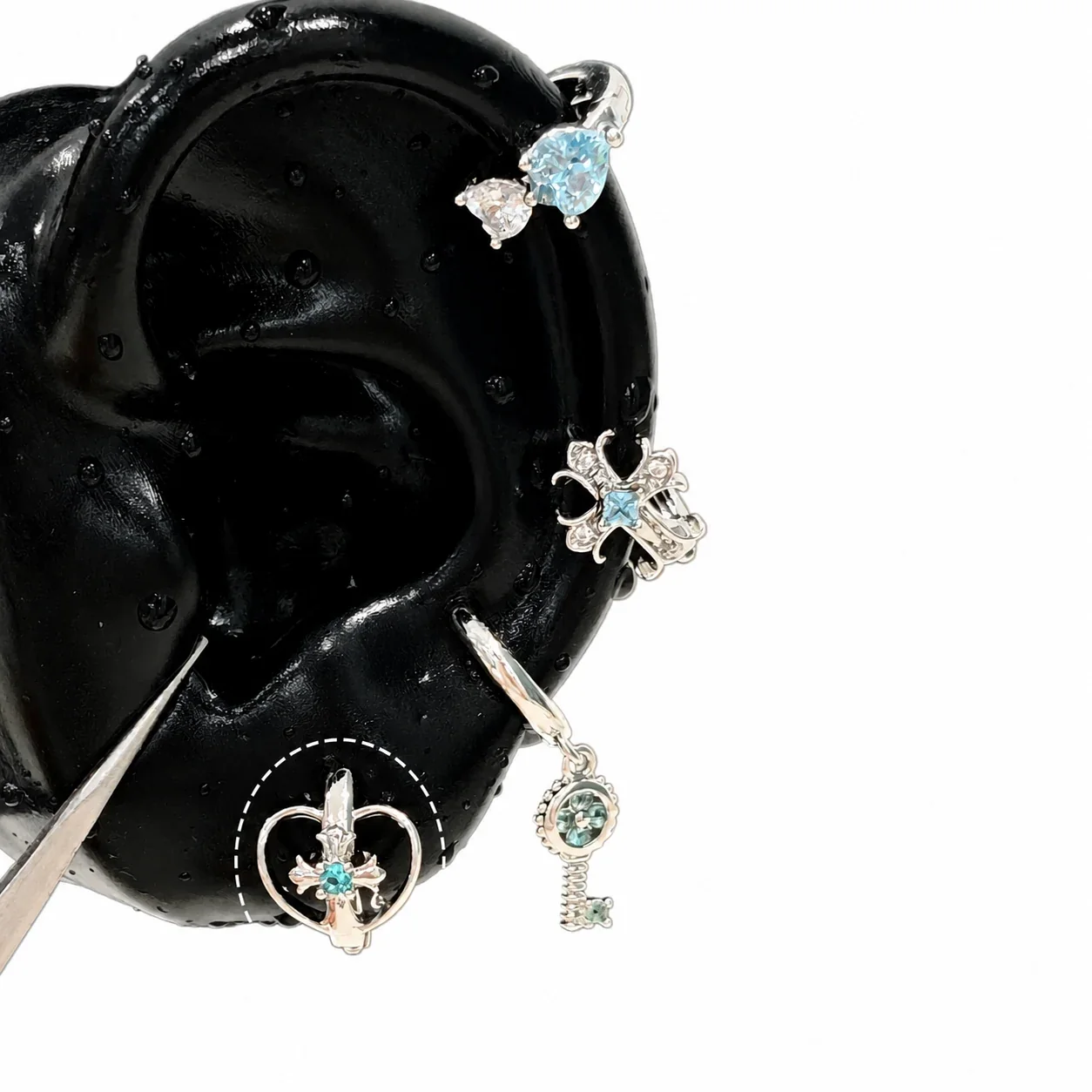 Gleaming 316 Stainless Steel CZ Cross Ear Cuff - Openwork Heart Cross
