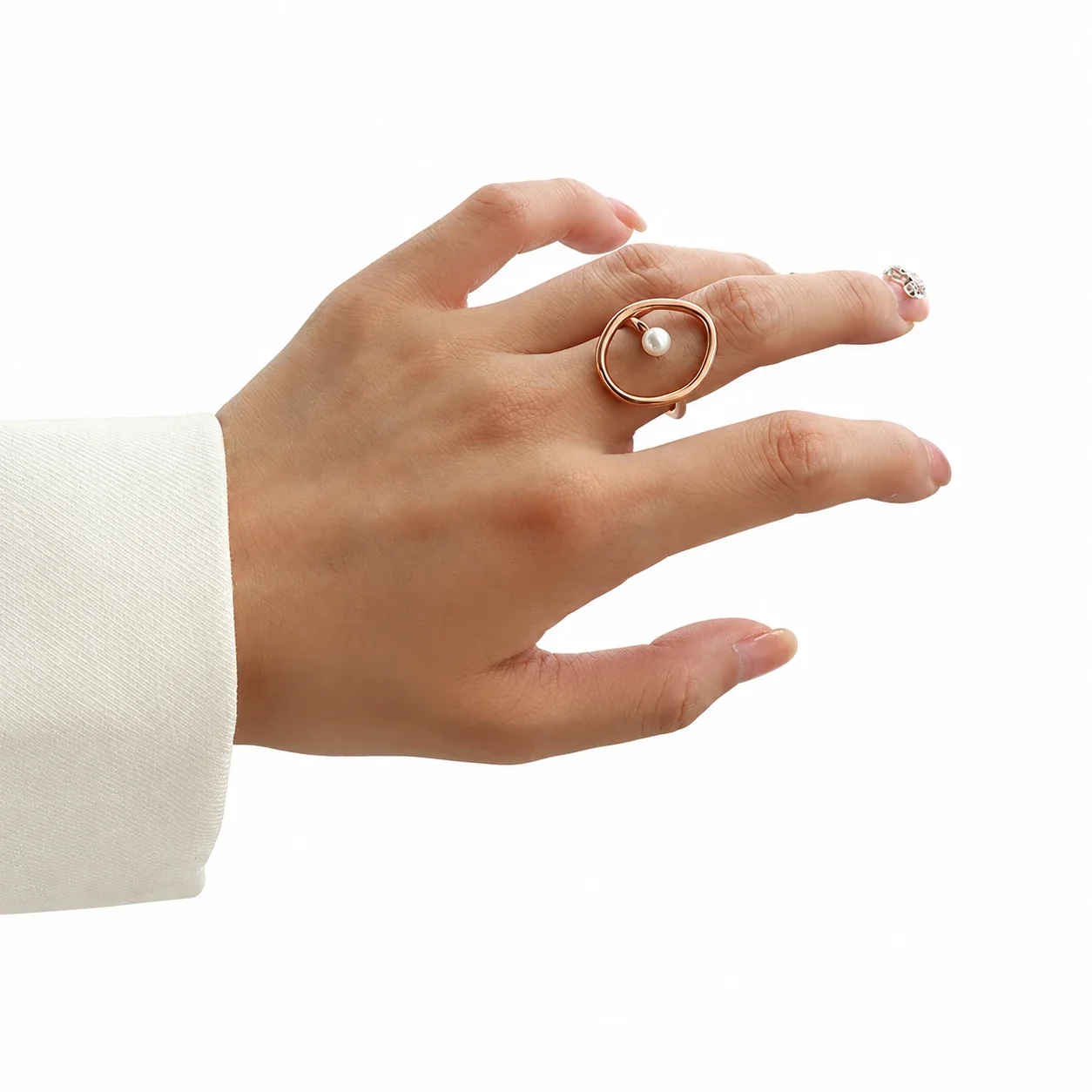 Oval Orbit Pearl-Effect 18K Gold-Plated Steel Ring - Rose Gold