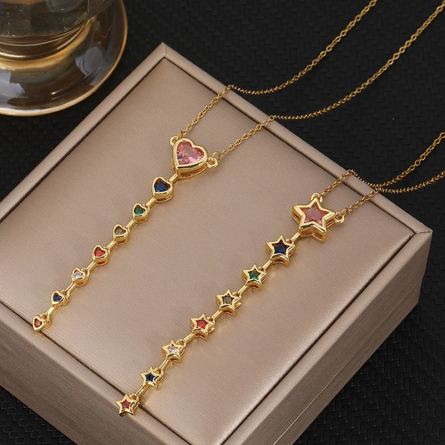 Produktfoto: Star Necklace with Cascading Crystals, Gold-Plated Stainless Steel