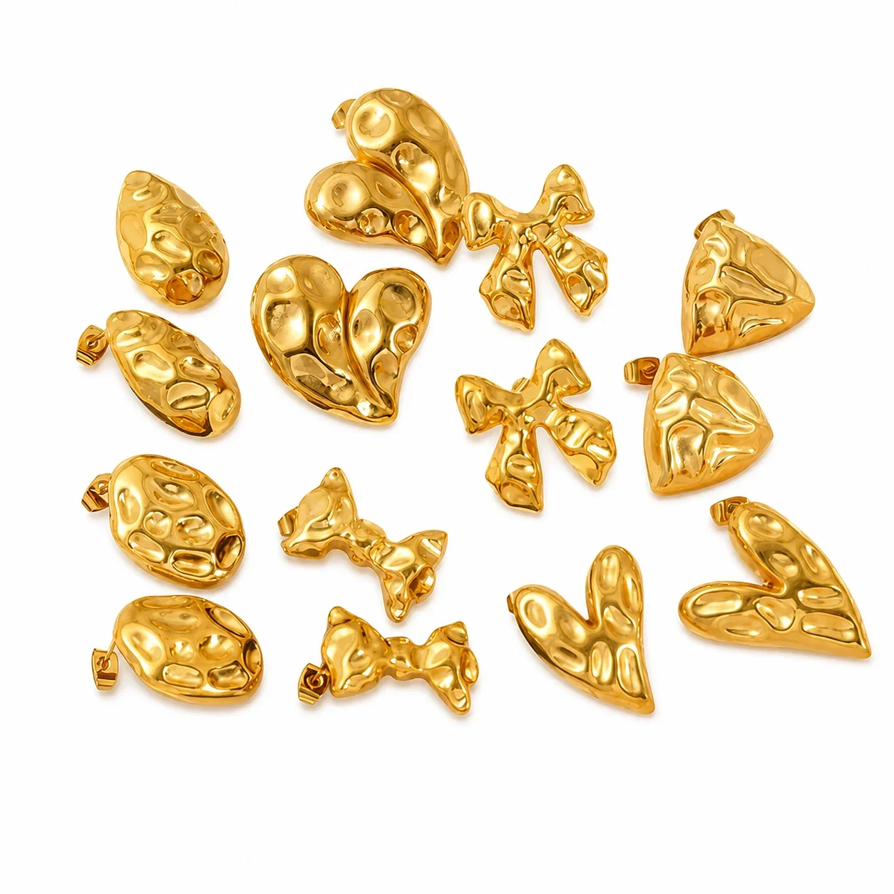 Sculptural 18K Gold-Plated Hammered Heart Stud Earrings