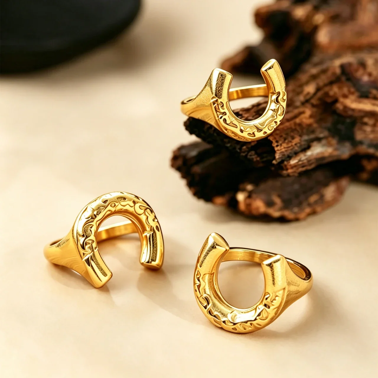 Horseshoe Ring with Engraved Relief Gold-Plated Stainless Steel