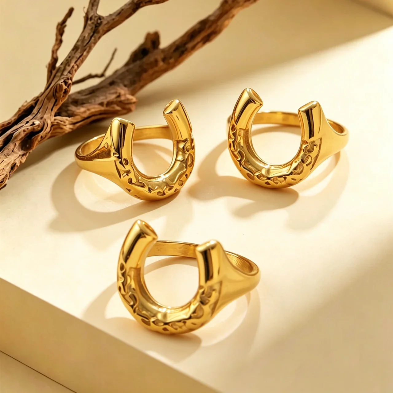 Horseshoe Ring with Engraved Relief Gold-Plated Stainless Steel