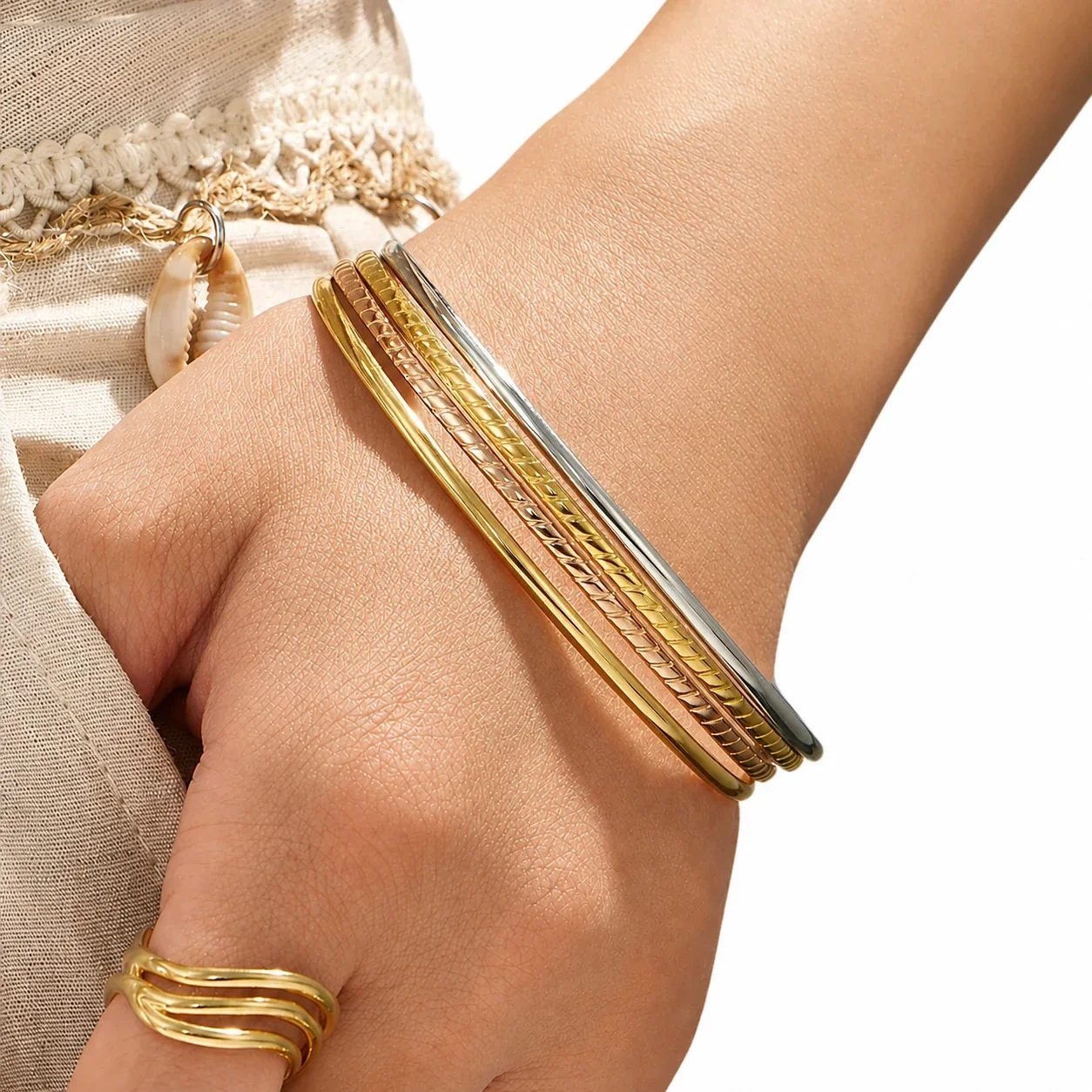 Refined 316L Stainless Steel Ribbed Smooth Stacking Bangle