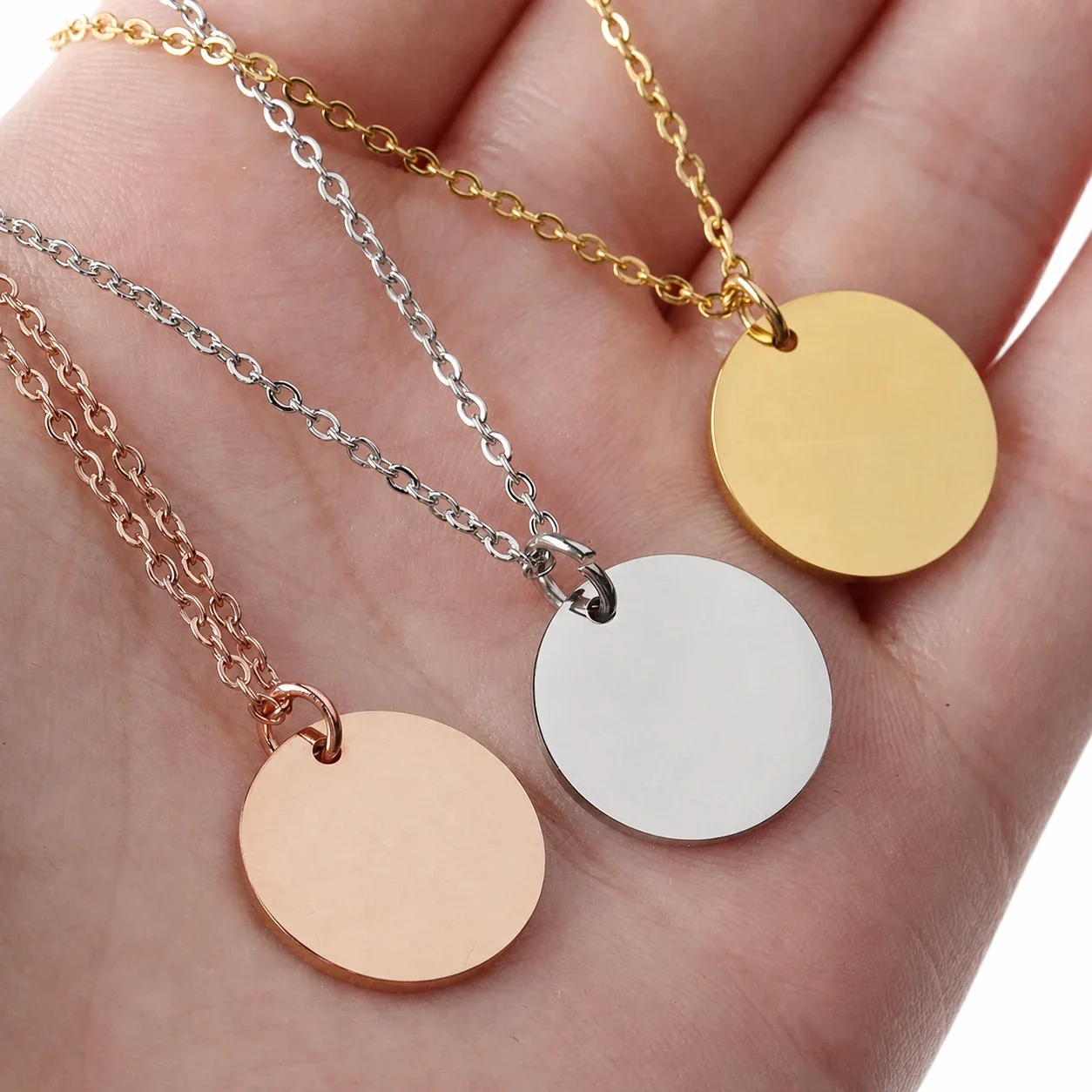 Polished Stainless Steel Round Disc Cable Chain Necklace