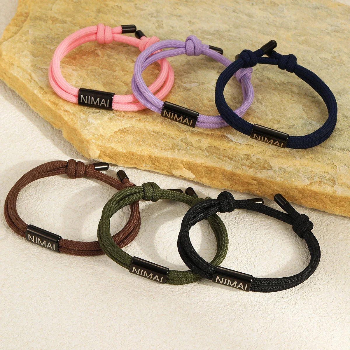 Foto do produto: Pulseira de Cordão em Aço Inoxidável com Fecho de Nó de Fio Duplo