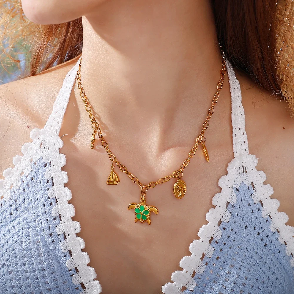 Sea-Life Charm Pendants with Shell and Turtle, Gold-Plated Steel