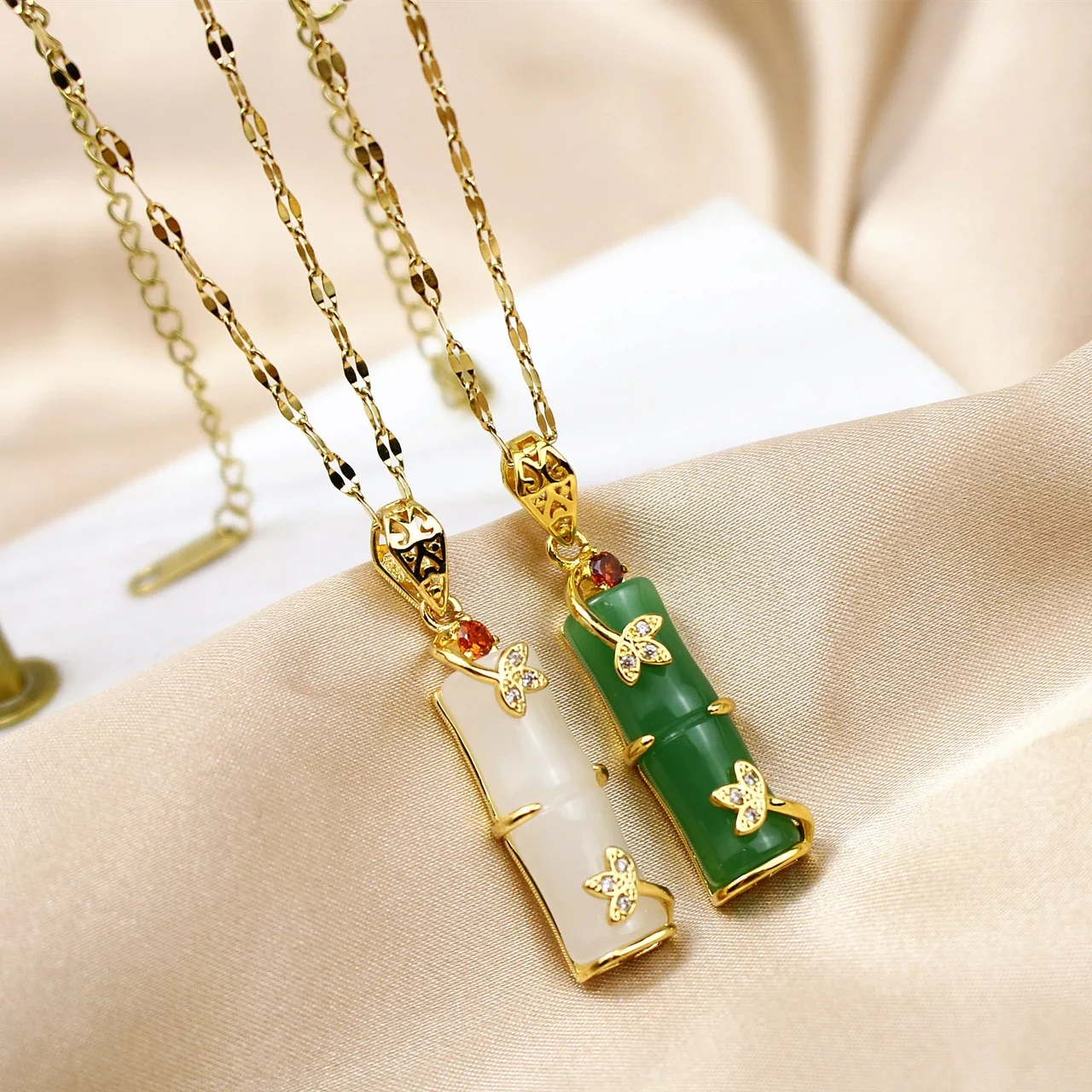 Bamboostaaf Vlinder Kristallen Hangerketting, Roestvrij Staal productfoto