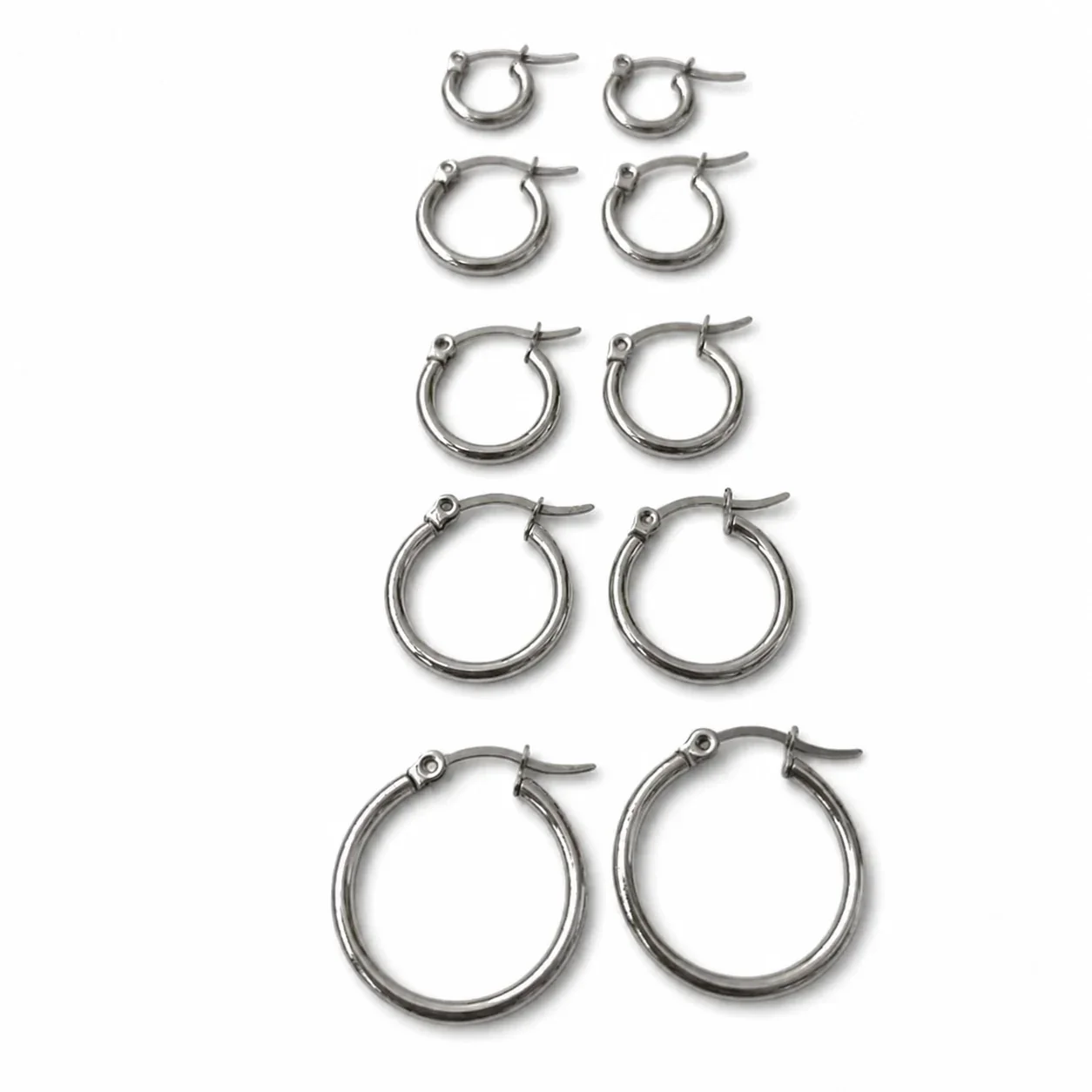 Minimal Stainless Steel PVD Round Wire Latch Hoop Earrings - Silver 7 mm