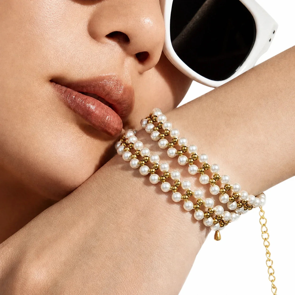 Lustrous Shell Pearl Ball Bead 18K Gold-Plated 316L Jewelry Set