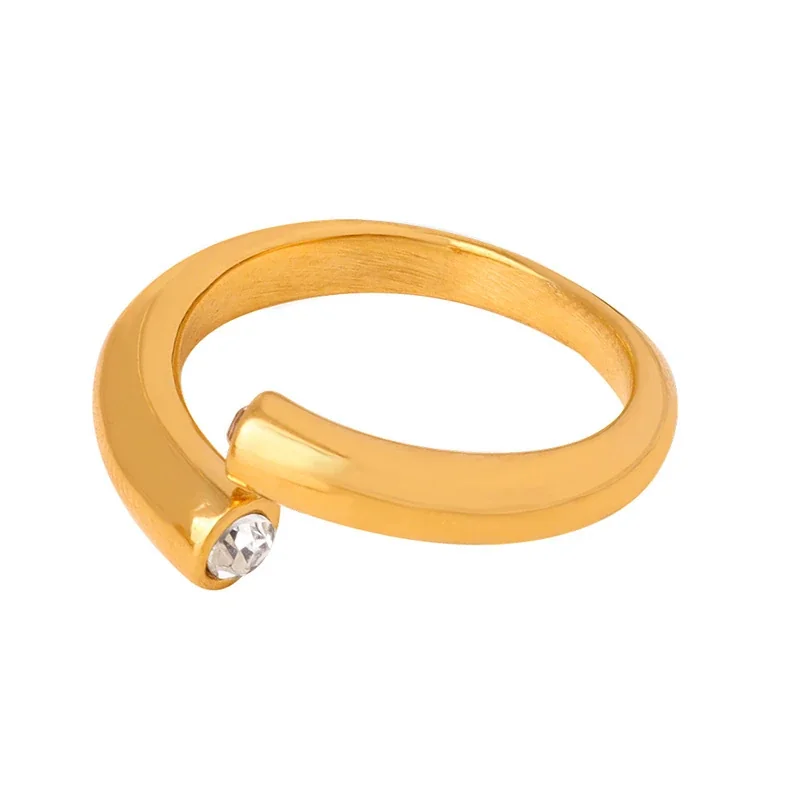 Stainless Steel Rings with Heart and Emerald-Cut Glass Crystals - Gold