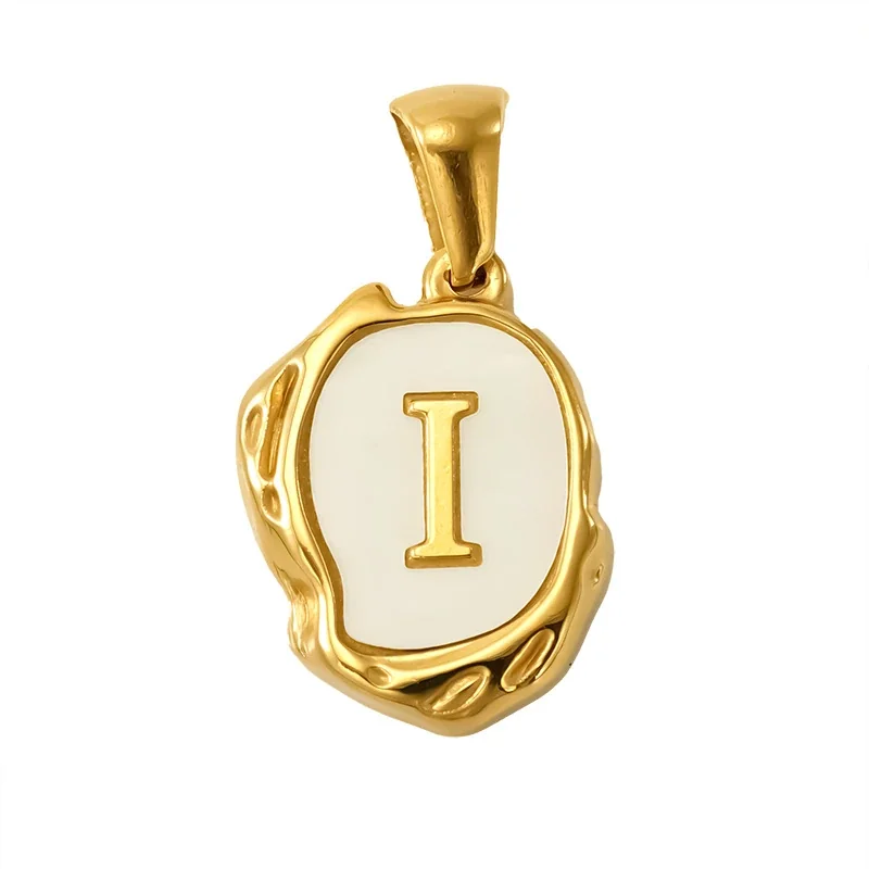 Personalised Gold-Plated Shell Initial Pendant - Gold Shell Letter I