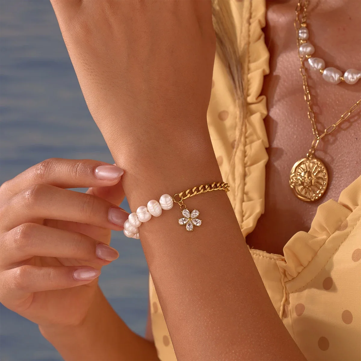 Armband met Parel, Gourmetketting & Bloem, 18K Verguld Roestvrij Staal productfoto