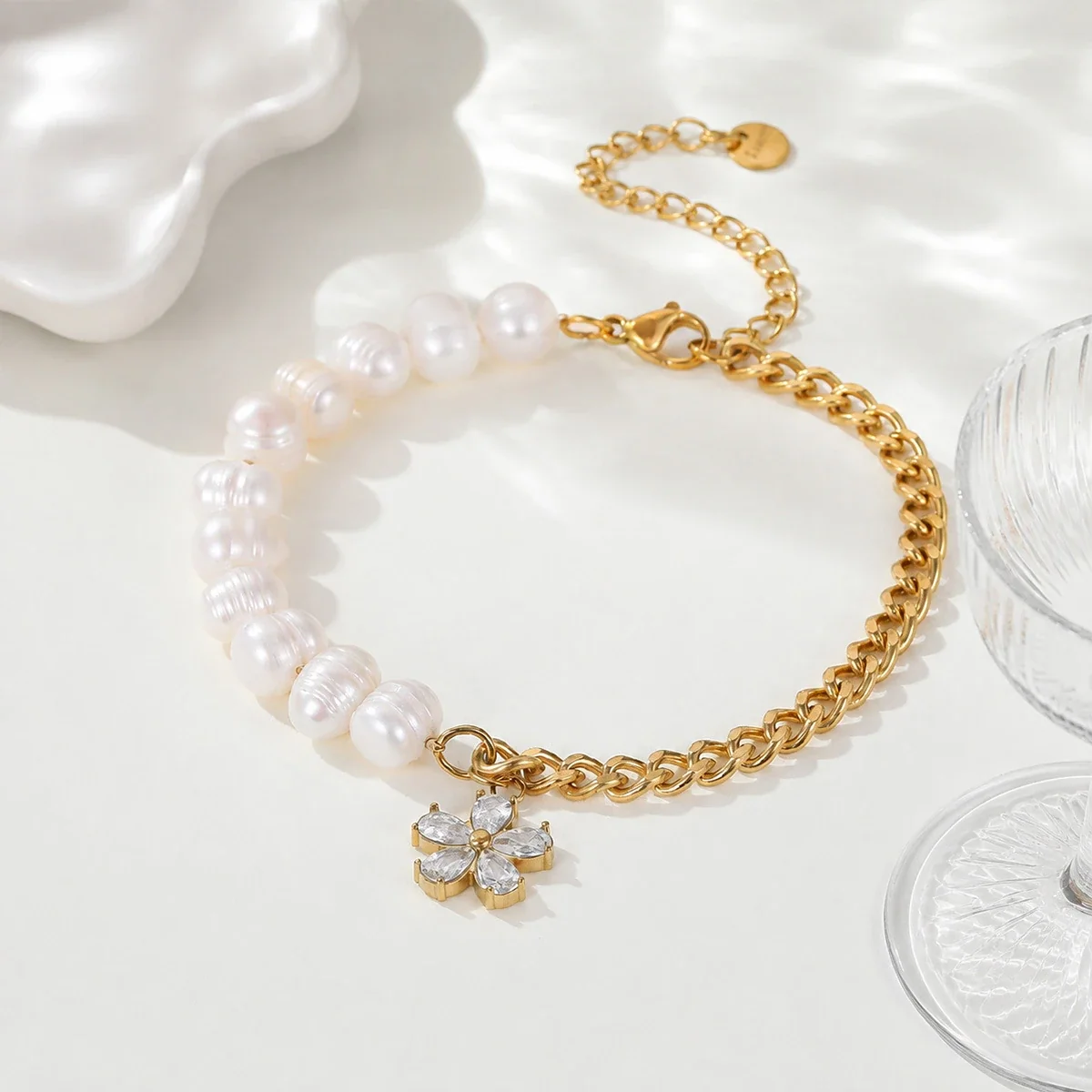 Armband met Parel, Gourmetketting & Bloem, 18K Verguld Roestvrij Staal productfoto