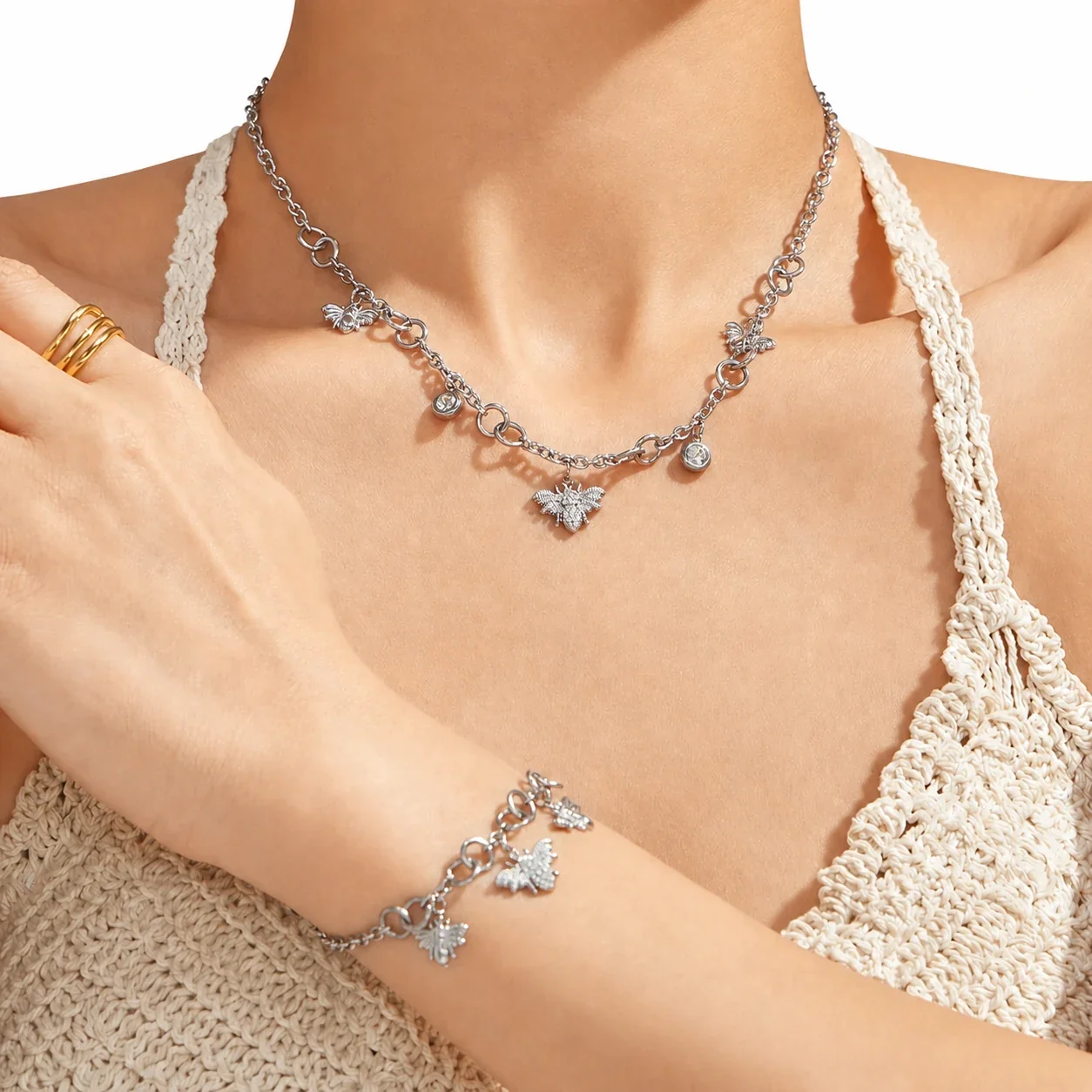 Bee Charm 18K Gold PVD 316 Chain Necklace Bracelet Set