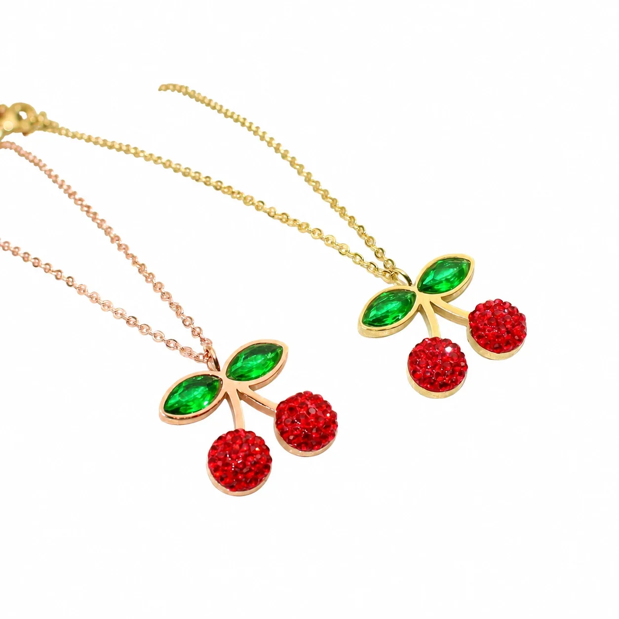 Daisy Pendant Necklace with Eight Petals in 18K Gold-Plated Steel - Rose Gold Cherry
