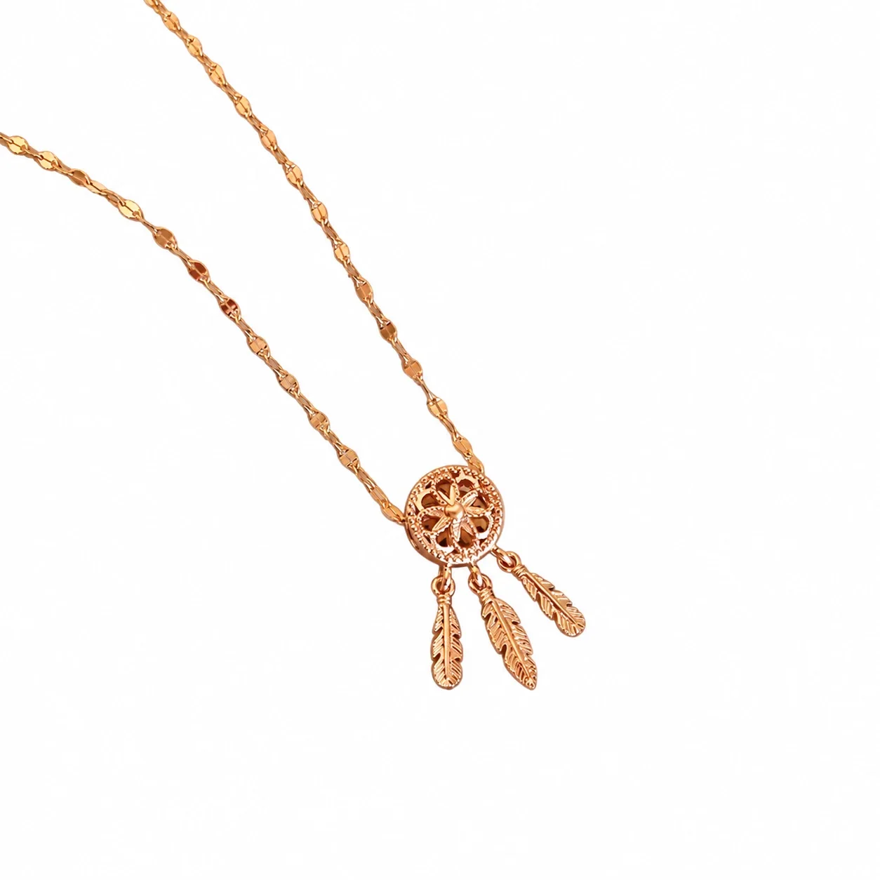 Daisy Pendant Necklace with Eight Petals in 18K Gold-Plated Steel - Dreamcatcher